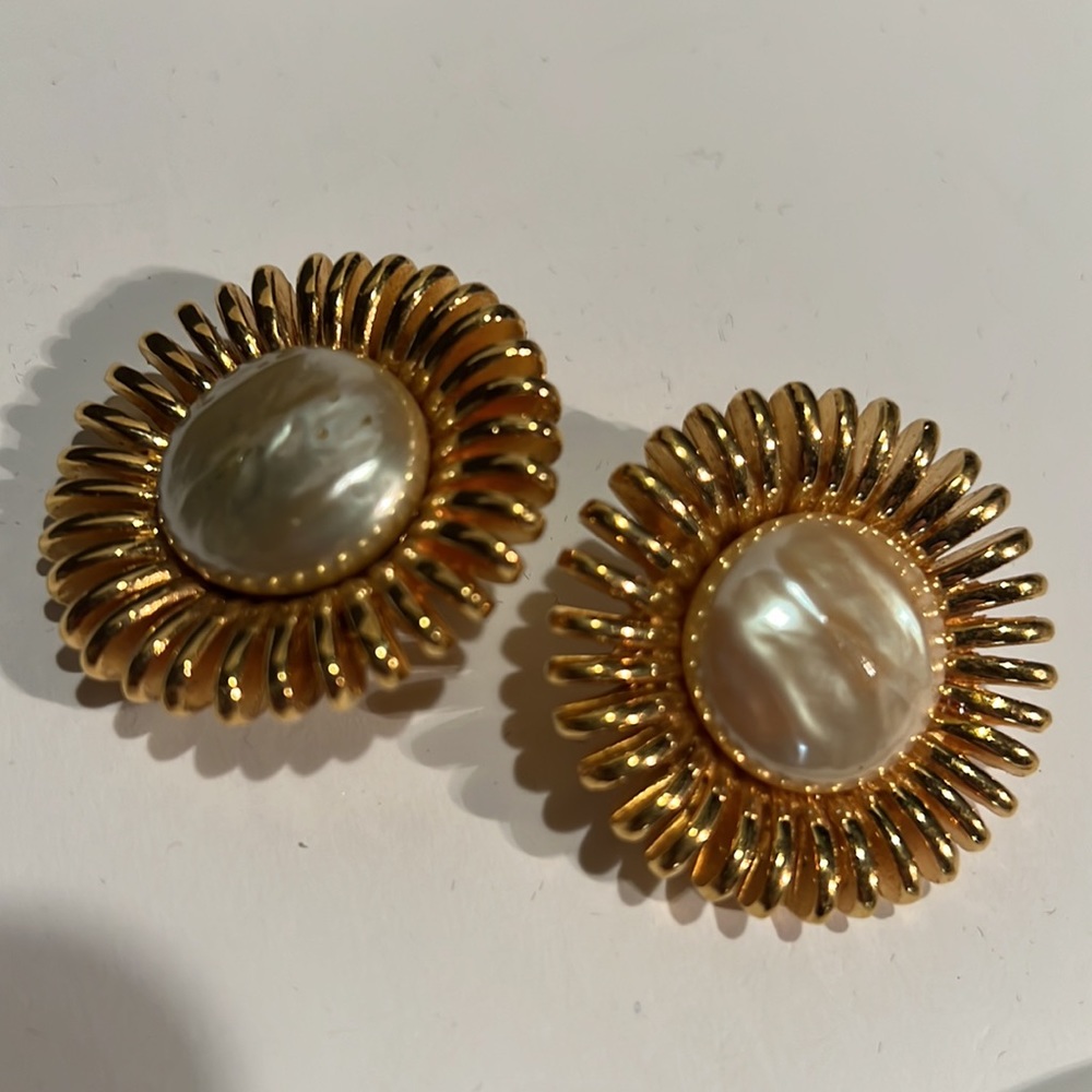 Chanel couture clip earrings - Picture 4 of 7